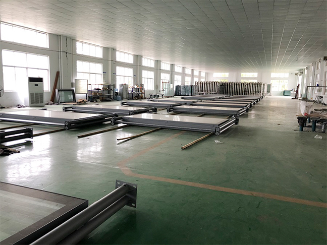 江西鷹潭公交候車亭